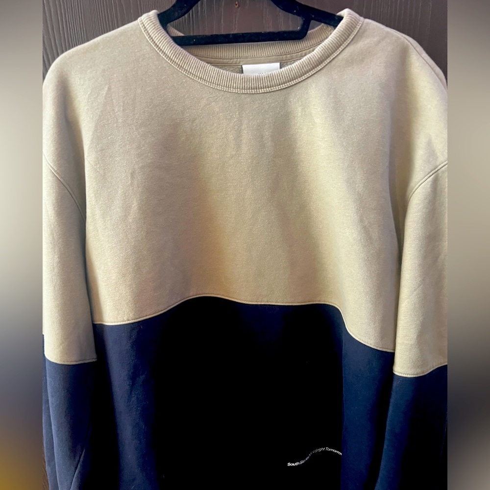 Mens/  H&M Crew Neck Sweater